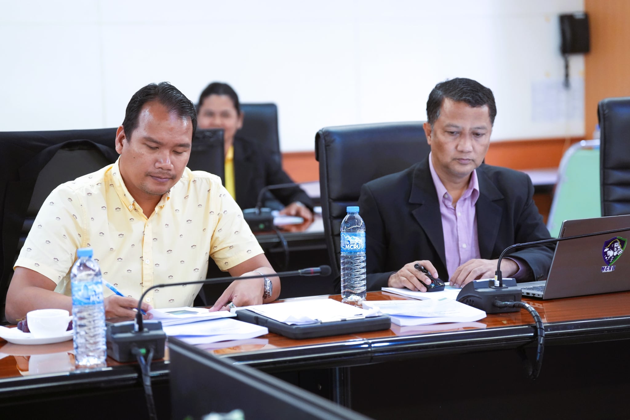 bfe97c2d aa8b 440f a426 a2ef6d14764e